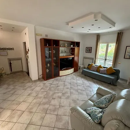 Vesuvius Garden Tatil Evi